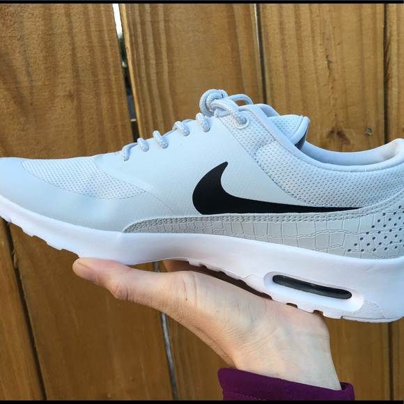 🐇Nike Air  MAX Thea 🐇New 🐇Price firm - Picture 7 of 8
